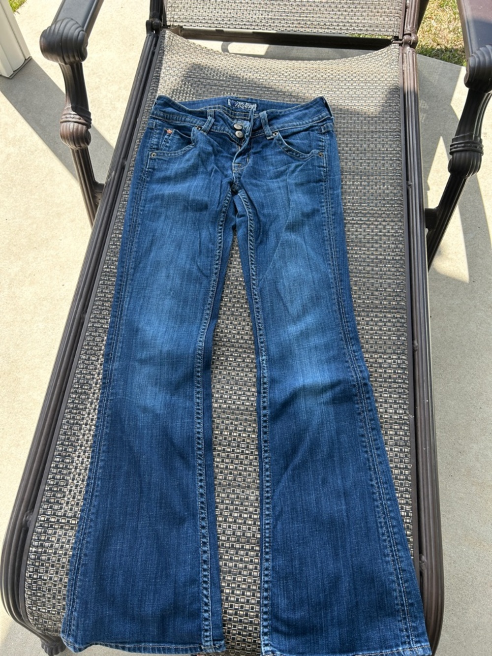 Hudson Jeans Deep Blue Wide-Leg Flare
Inseam 29